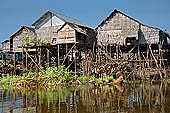 Tonle Sap - Kampong Phluk floating village - stilted houses